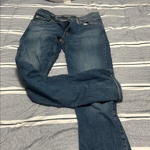 Levi's Classic 511 Blue Jeans with Iconic Patch